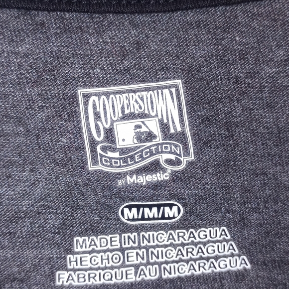 (#125) Men's Giants T-Shirt Size Medium - Picture 6 of 7